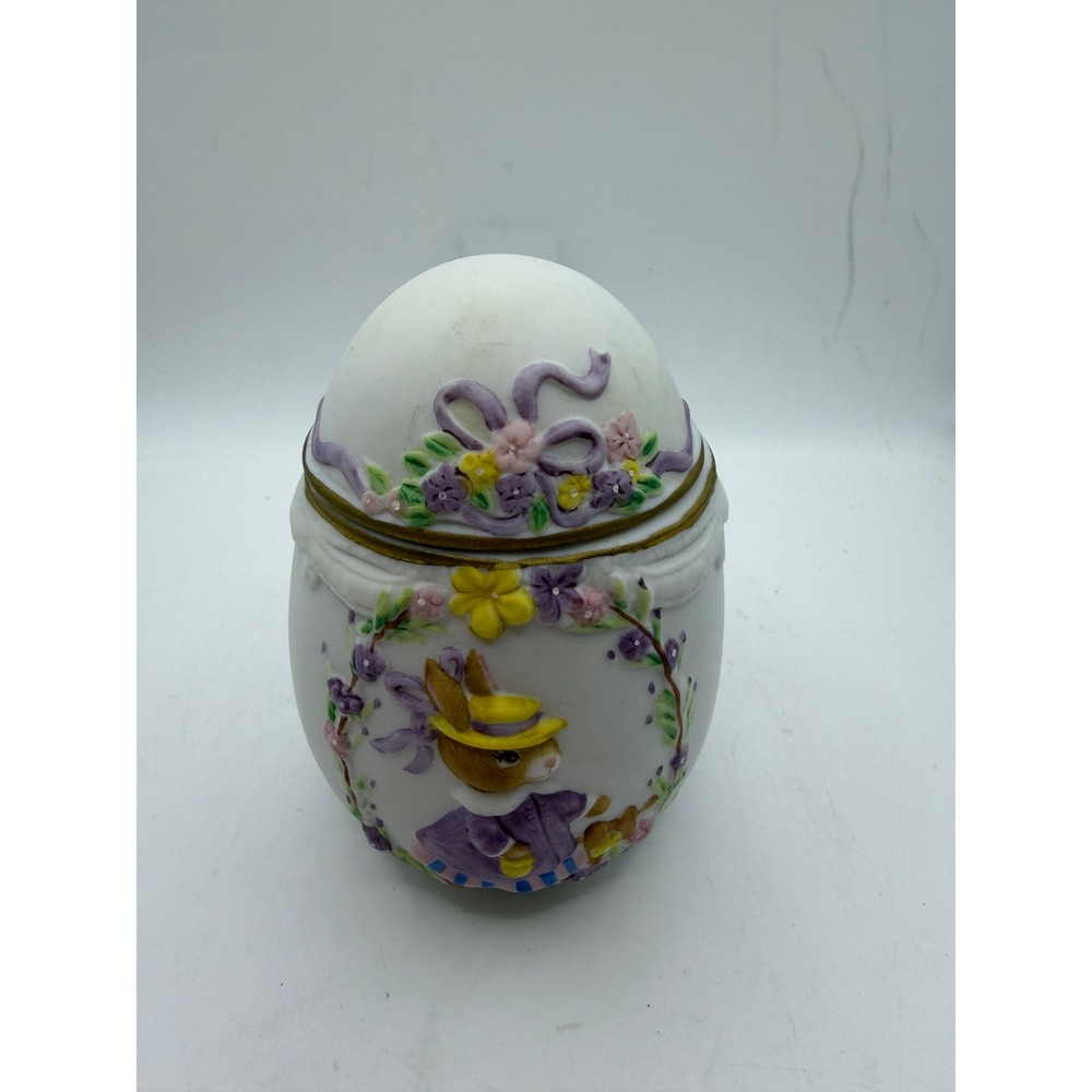 Lefton China 1993 Bunny Rabbit Porcelain Egg Trinket Box SRNO 1115 Hand Painted